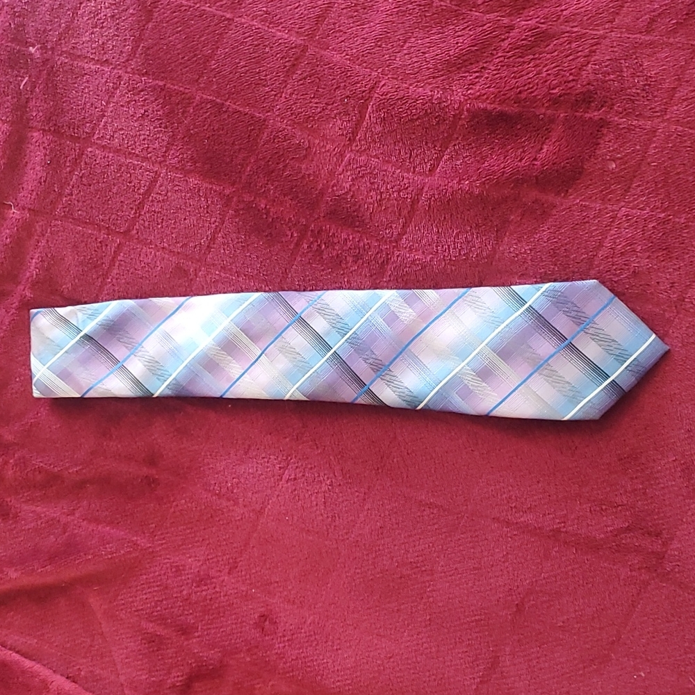 Van Heusen Necktie
